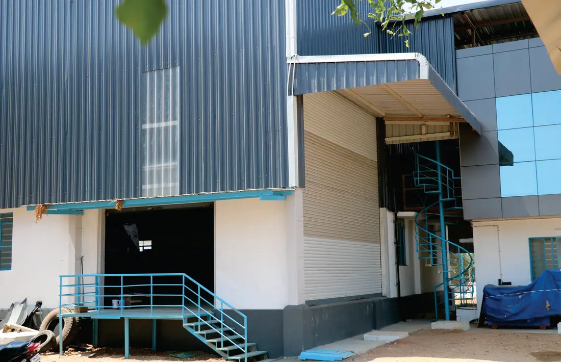 Factory building for web offset
